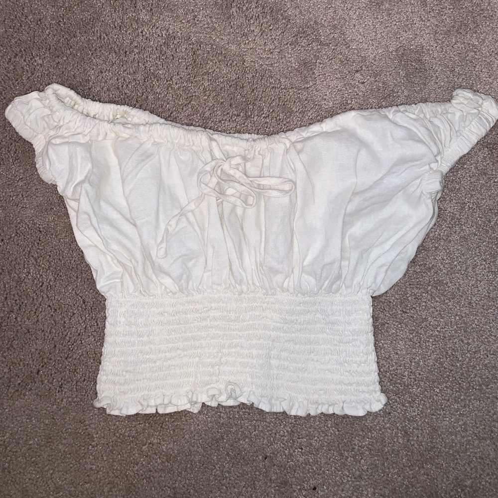 White off the shoulder crop top